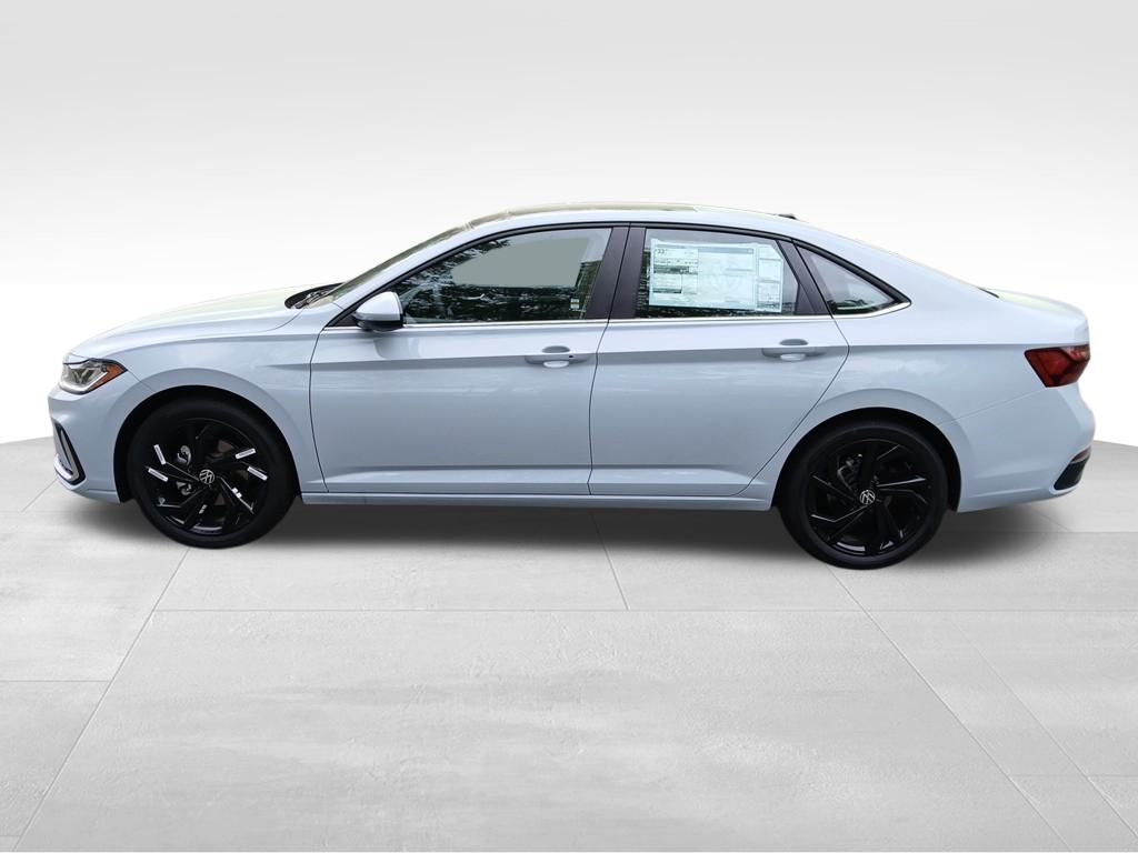 2025 Volkswagen Jetta SE photo 2