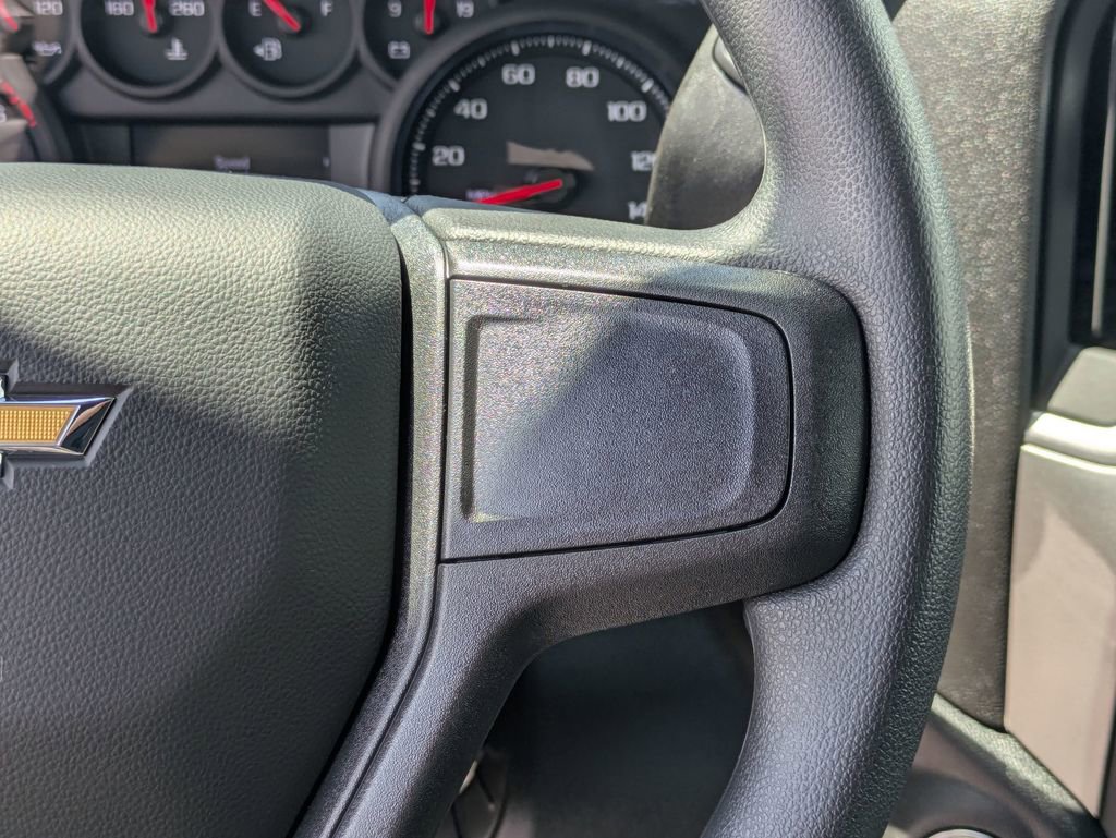 2025 Chevrolet Silverado 1500 Custom photo 16