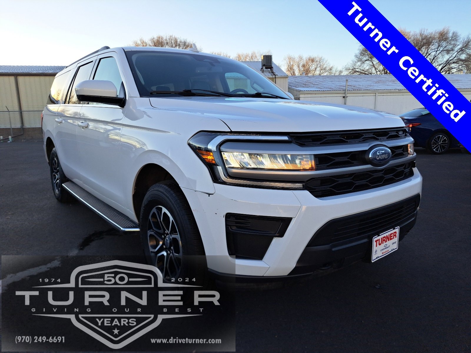 2022 Ford Expedition XLT's photo