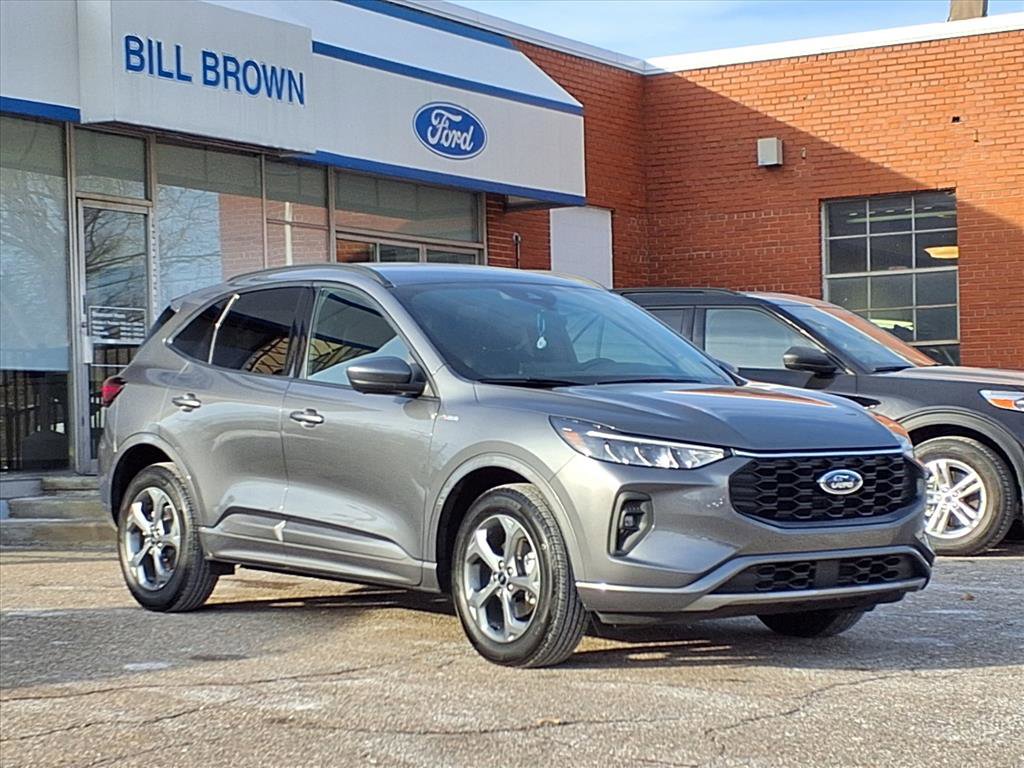 2023 Ford Escape ST-Line Select's photo