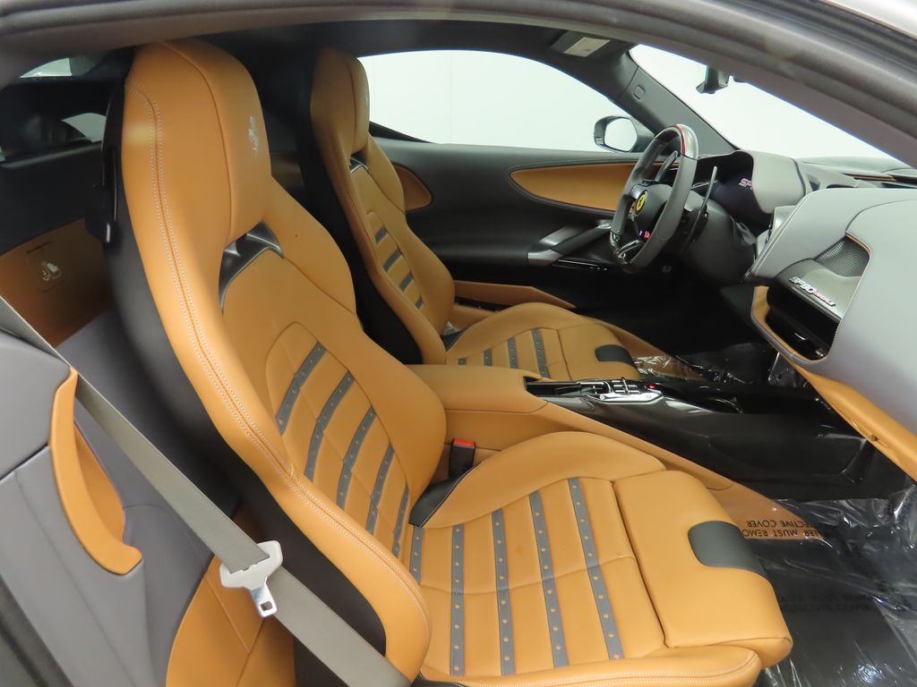 2024 Ferrari SF90 Stradale Base photo 16