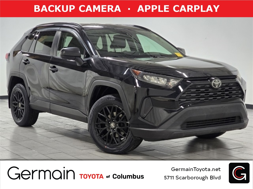 2019 Toyota RAV4 LE's photo