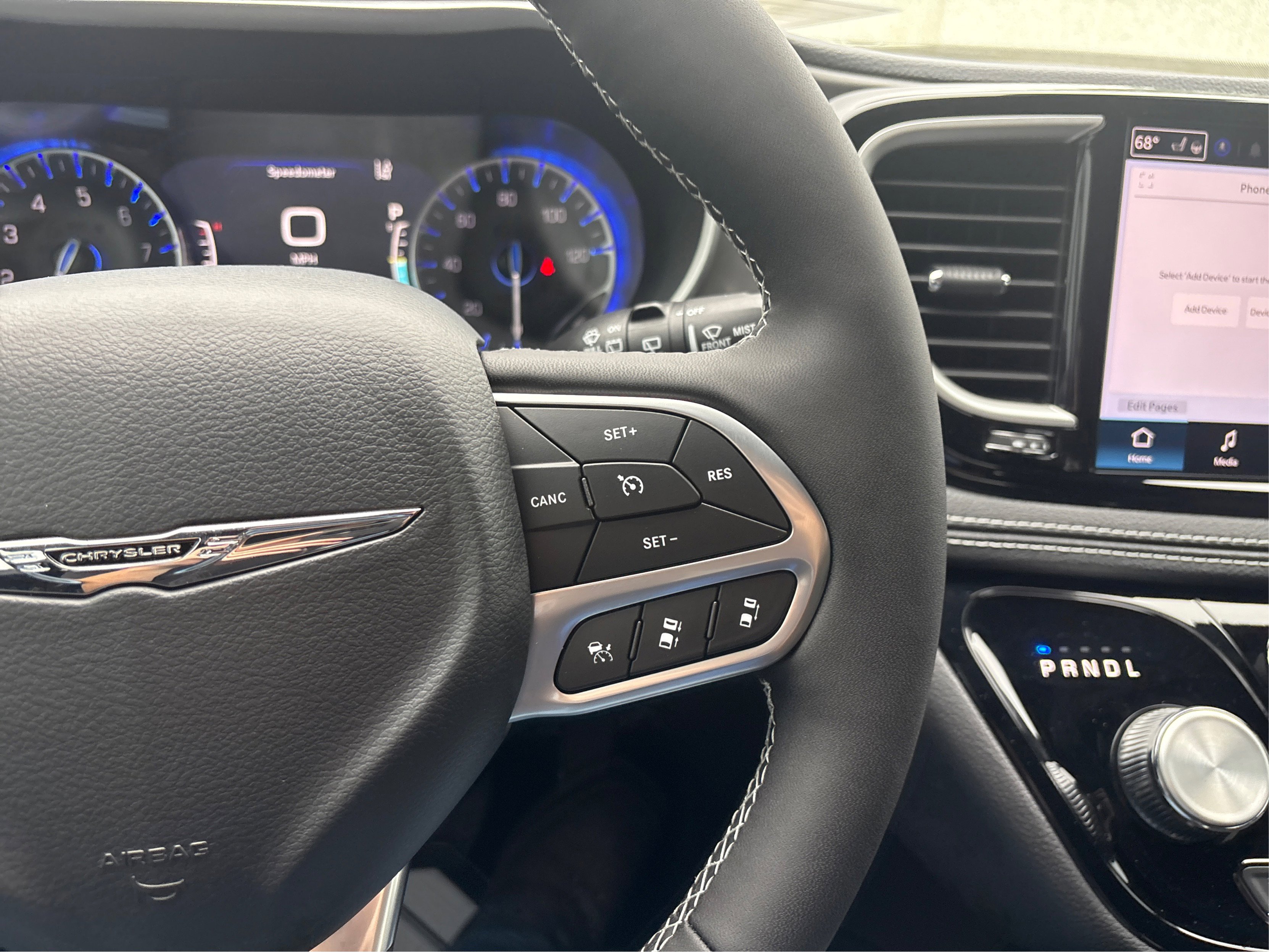 2025 Chrysler Pacifica photo 21