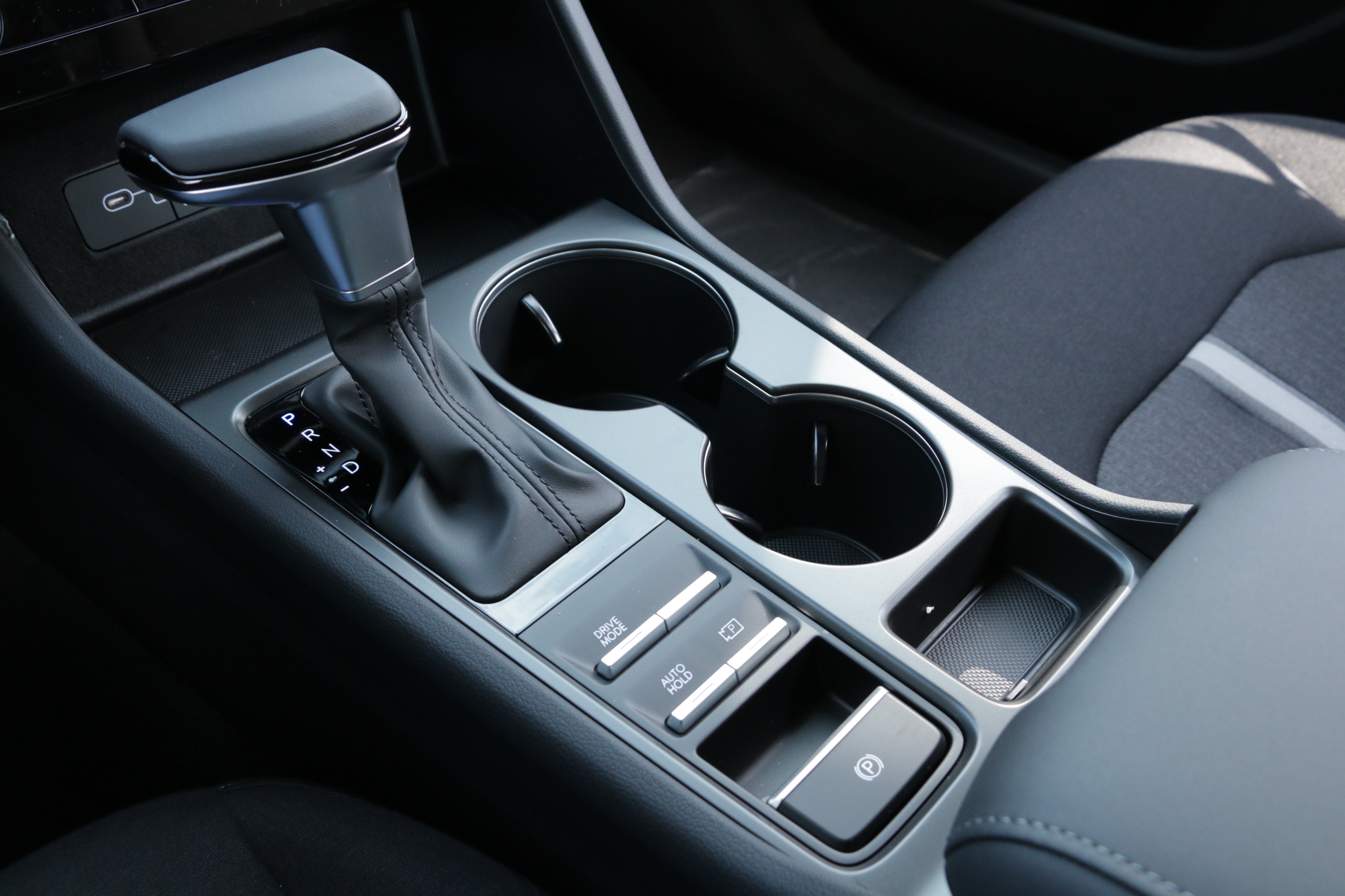 2026 Hyundai Sonata SE photo 4