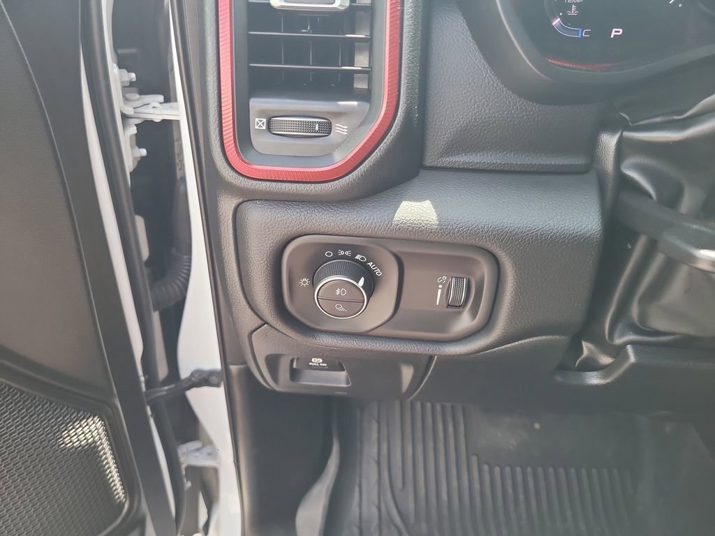 2024 Ram 1500 Rebel photo 12