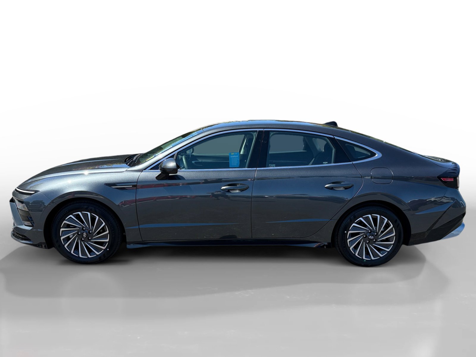 2024 Hyundai Sonata Hybrid SEL photo 2