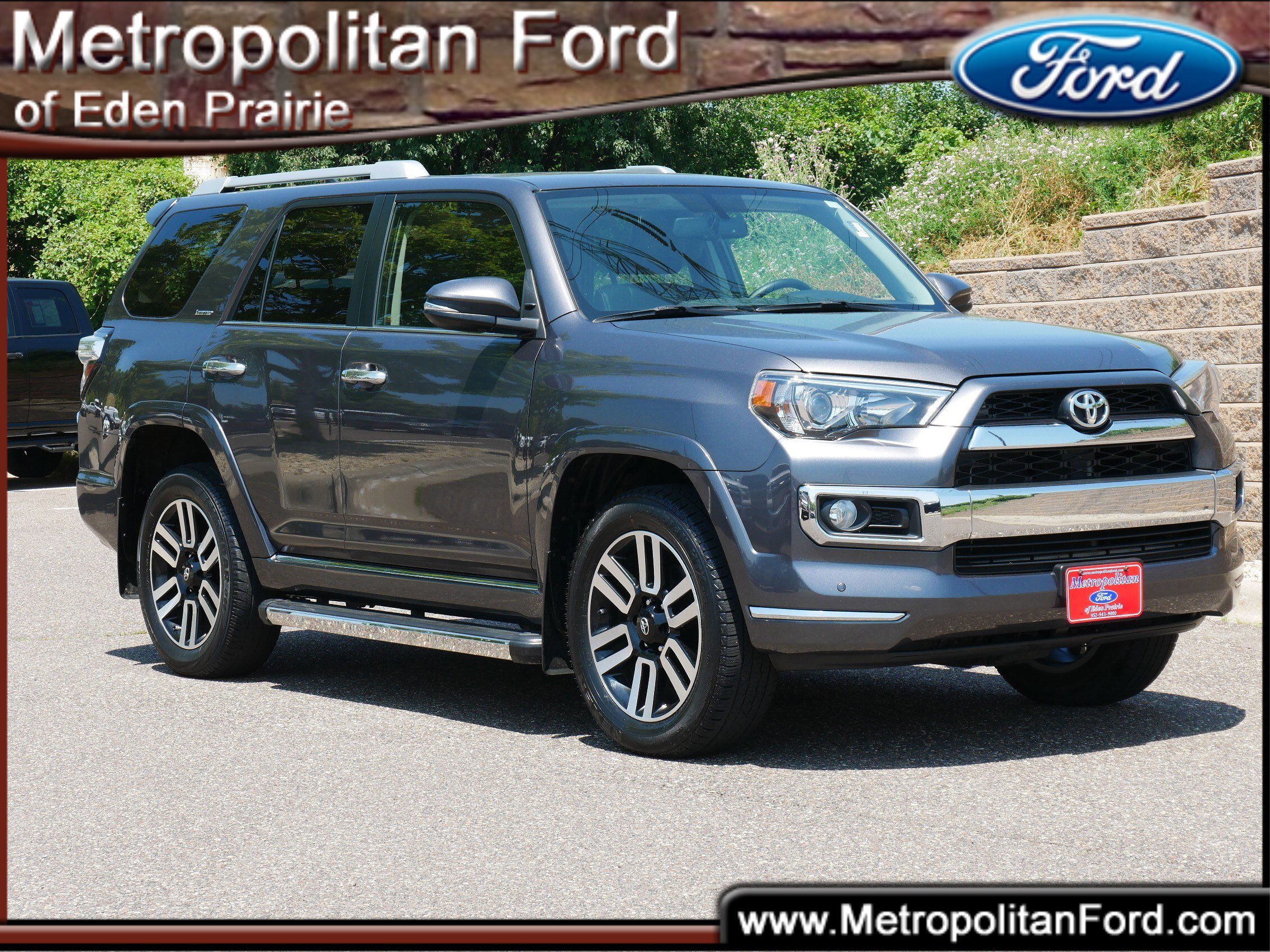 Used 2018 Toyota 4Runner Limited with VIN JTEBU5JR6J5555980 for sale in Eden Prairie, Minnesota