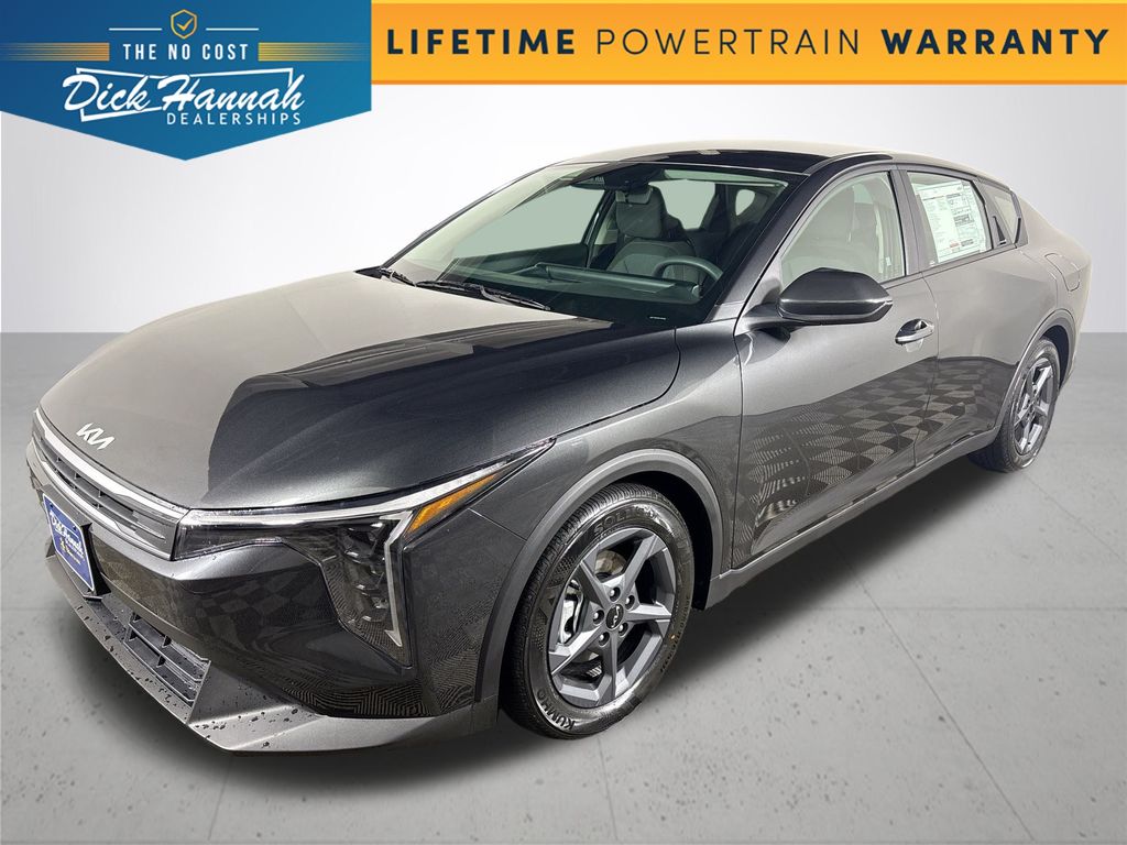 2025 Kia K4 LXS's photo