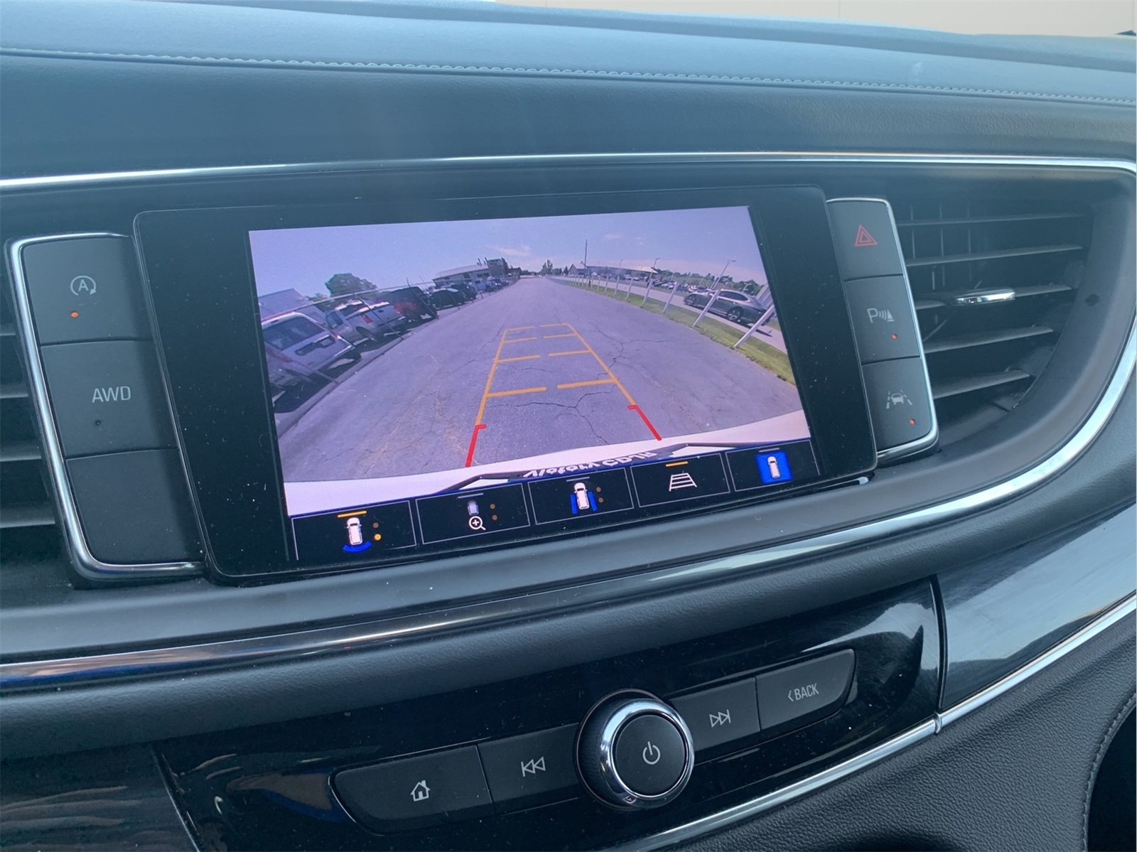 2024 Buick Enclave Premium photo 17