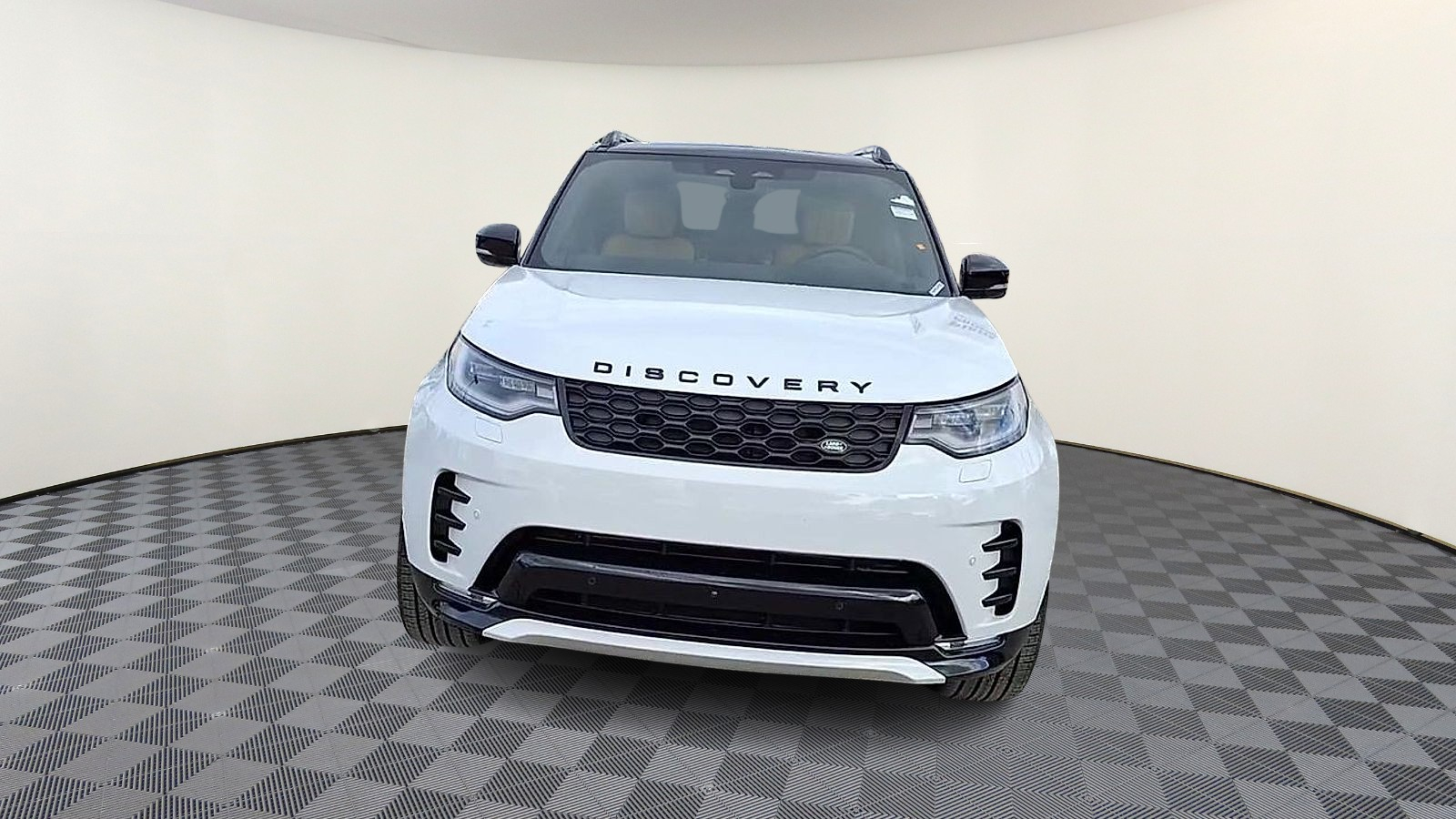 2025 Land Rover Discovery P360 Dynamic SE photo 3