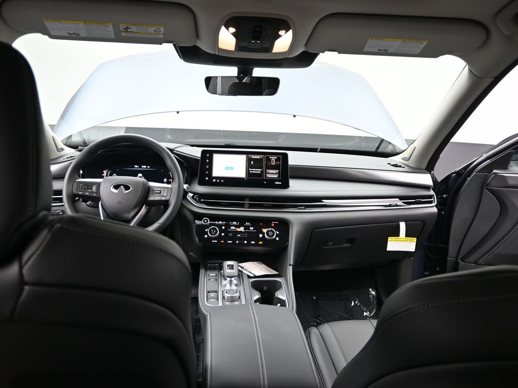 2026 Infiniti QX60 Luxe photo 10