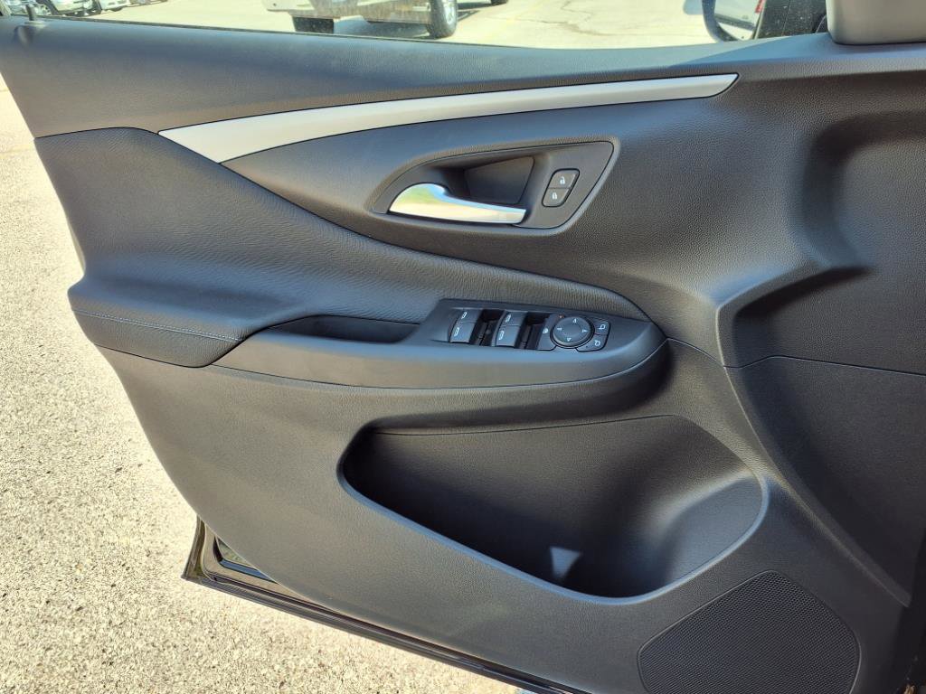 2025 Buick Envista Preferred photo 12
