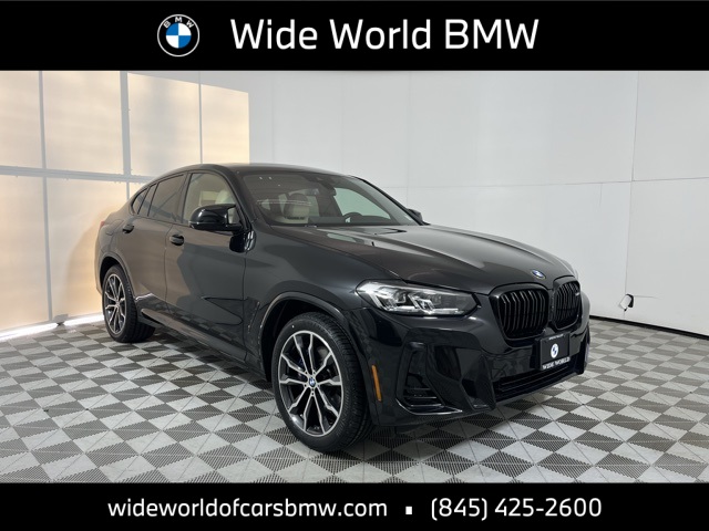 2023 BMW X4 M40i's photo