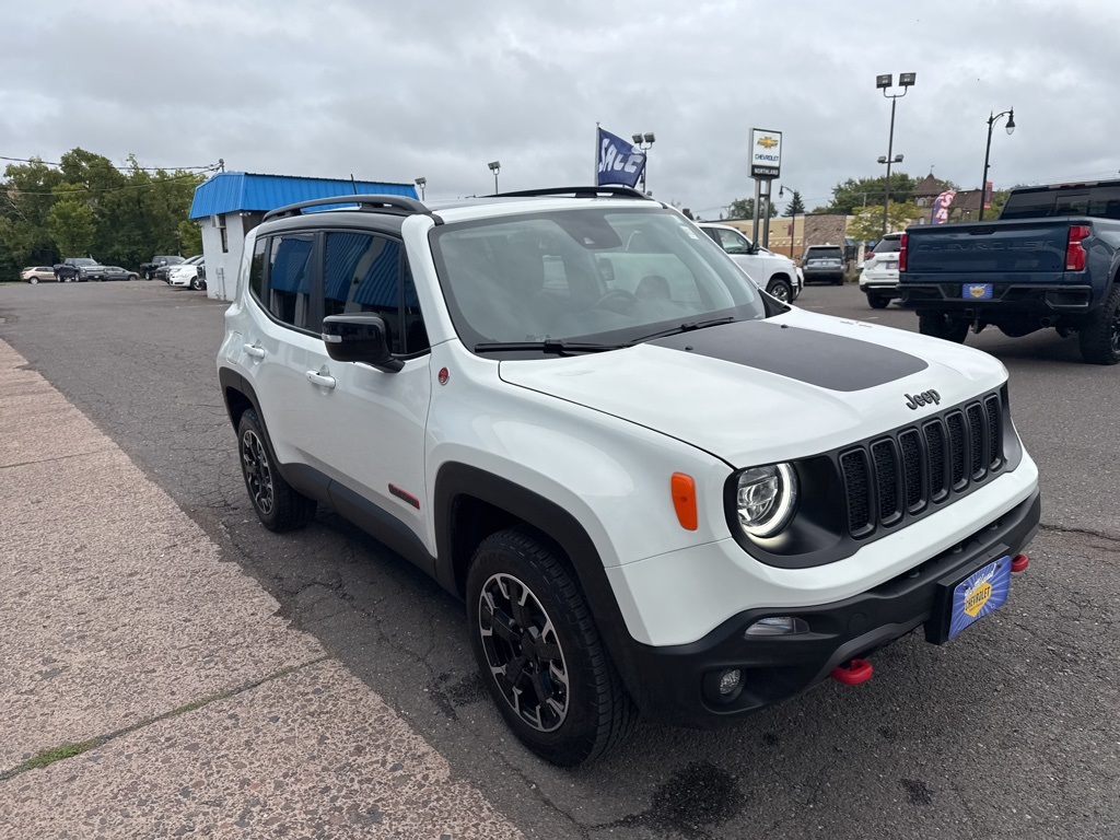 2023 Jeep Renegade Trailhawk photo 4