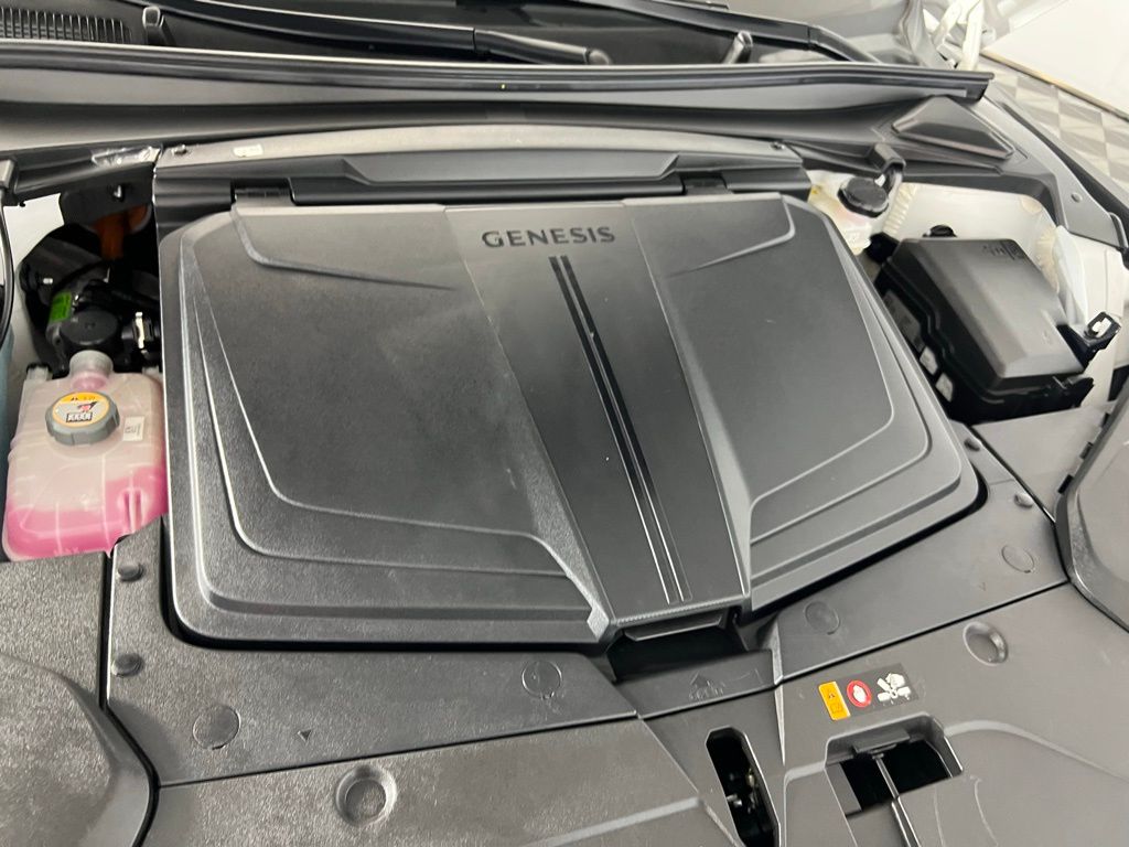 2023 Genesis GV60 Performance photo 31