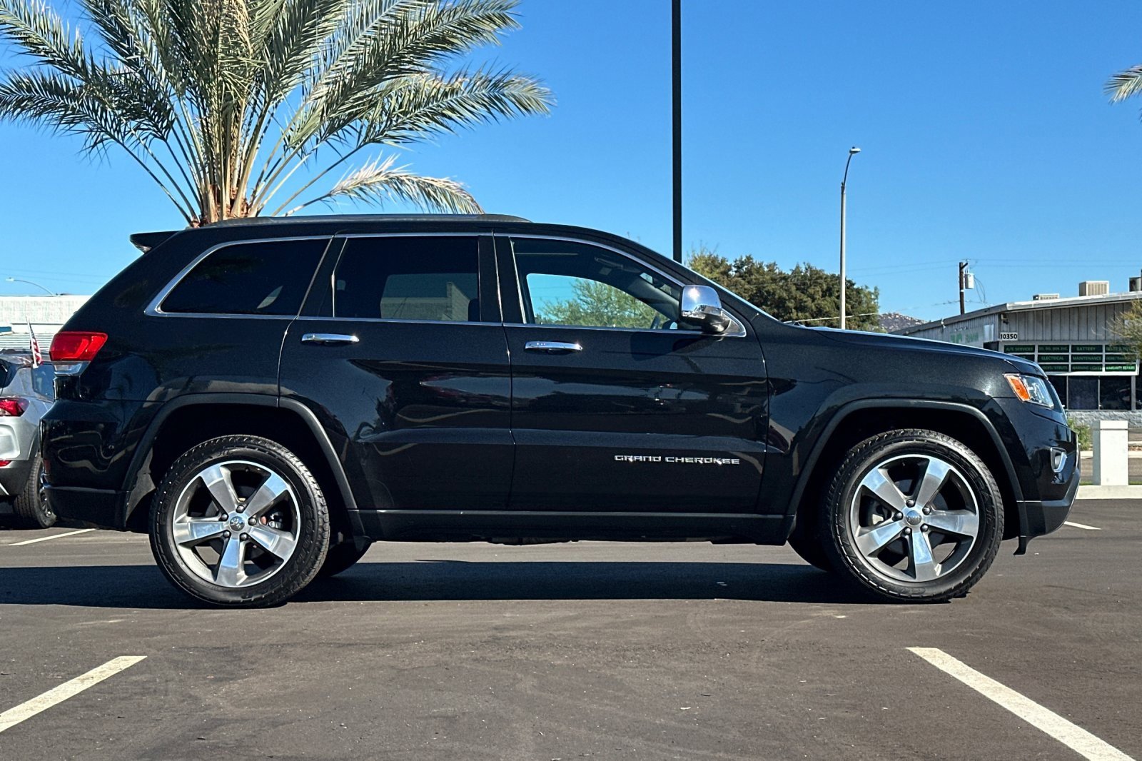 2015 Jeep Grand Cherokee Limited photo 3