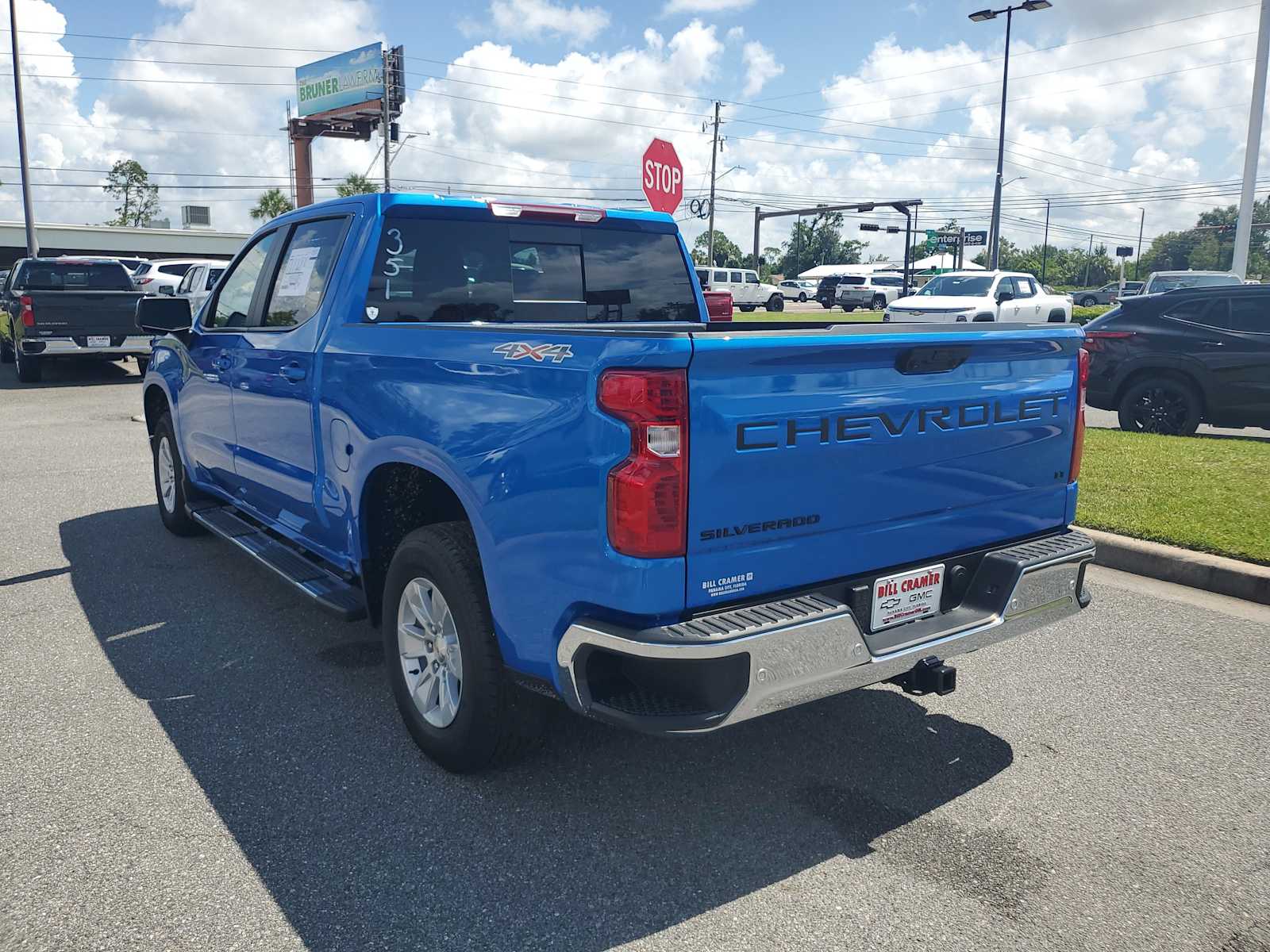 2025 Chevrolet Silverado 1500 LT photo 3