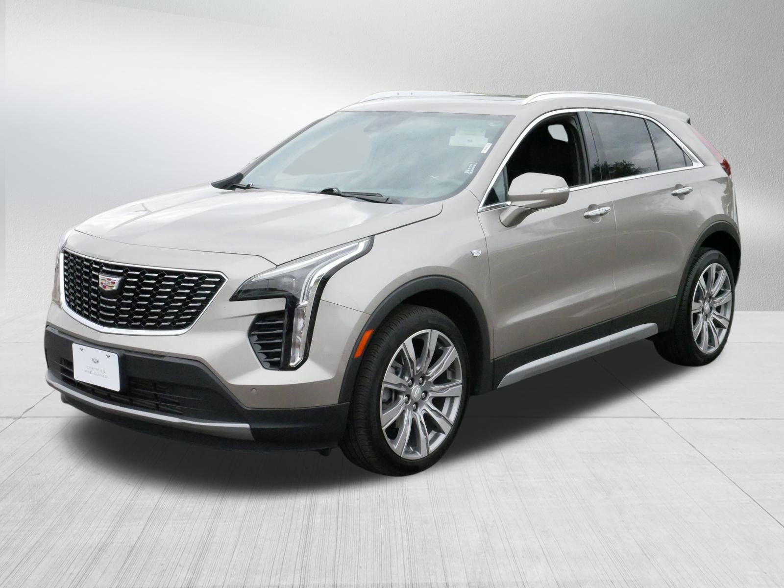 2023 Cadillac XT4 Premium Luxury photo 2