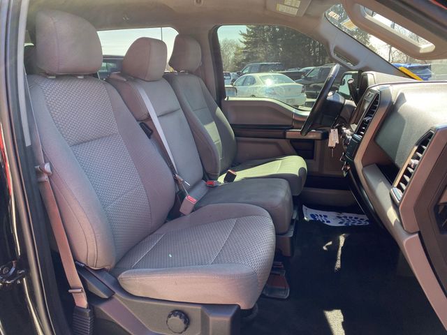 2015 Ford F-150 XLT photo 34