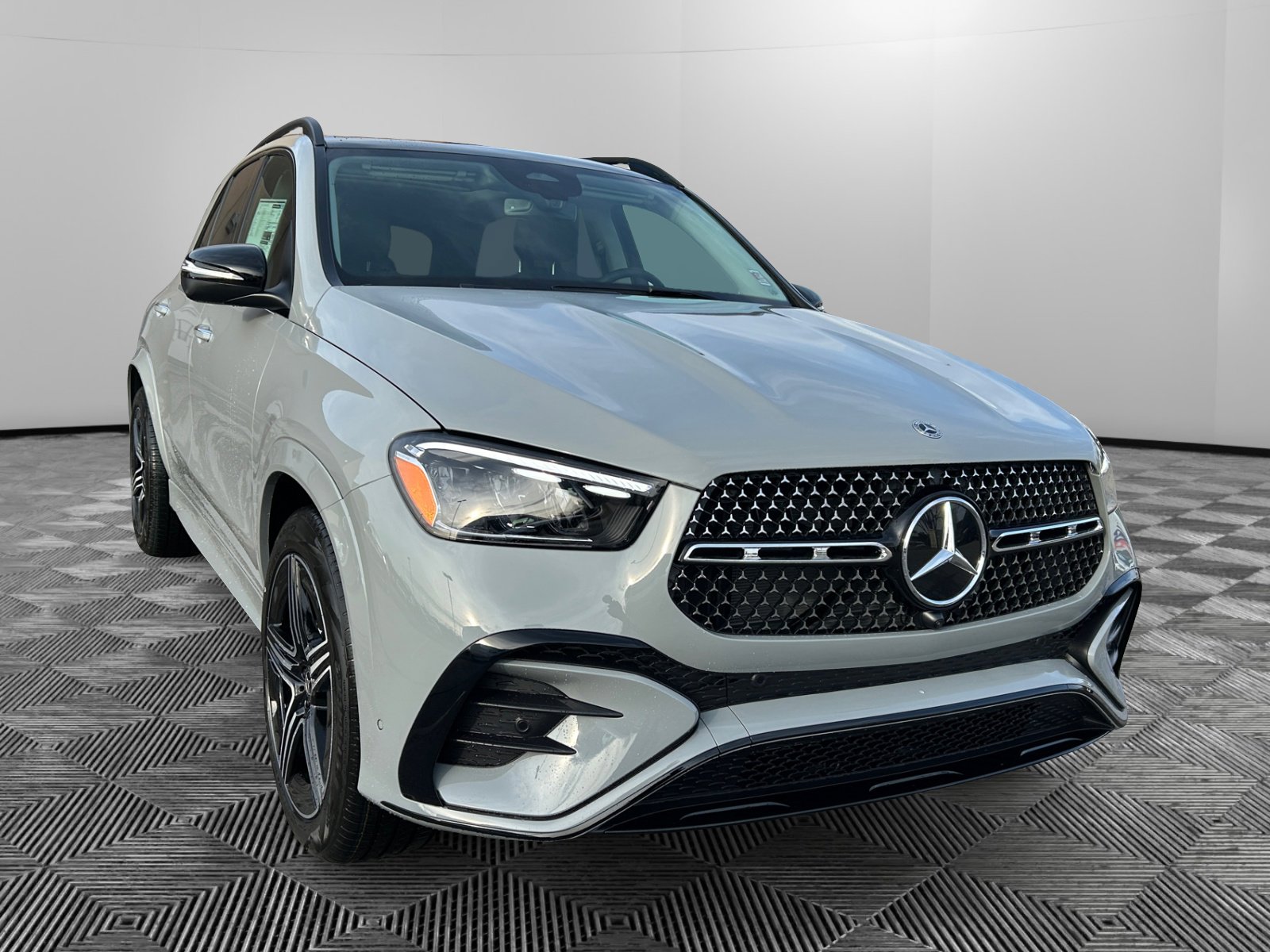 2026 Mercedes-Benz GLE GLE350's photo
