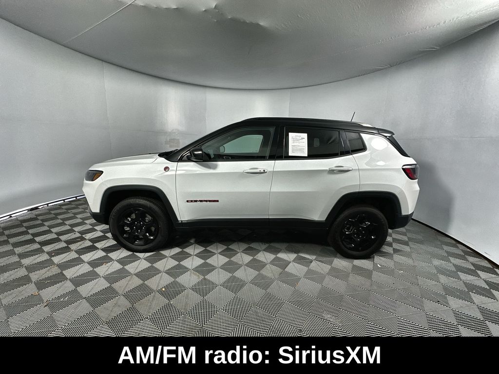 2023 Jeep Compass Trailhawk photo 4