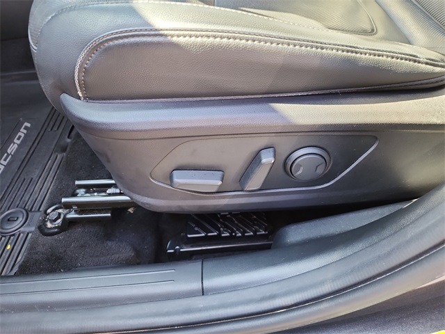 2022 Hyundai Tucson Limited photo 16