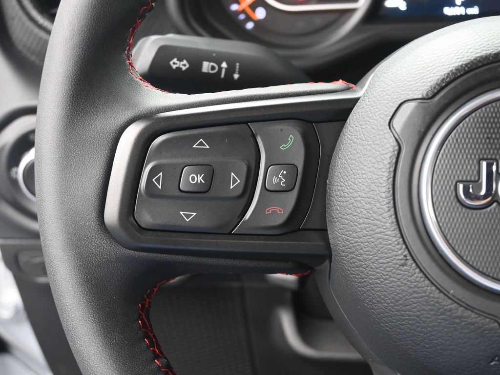 2024 Jeep Wrangler Rubicon photo 10