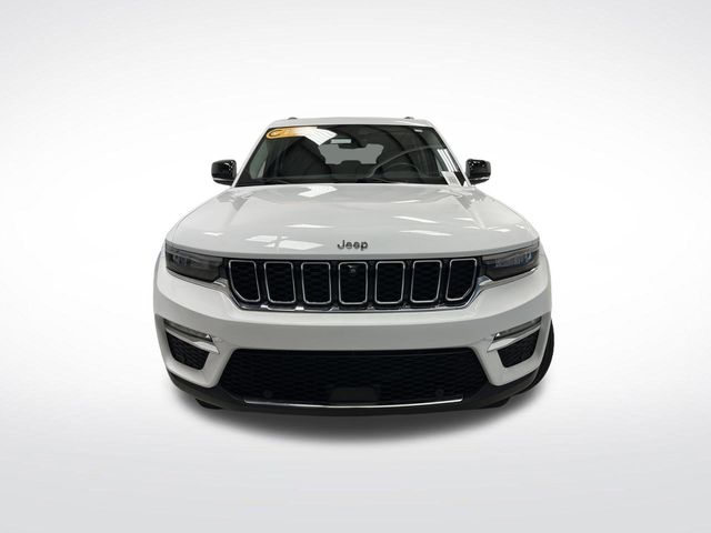 2022 Jeep Grand Cherokee Limited photo 9