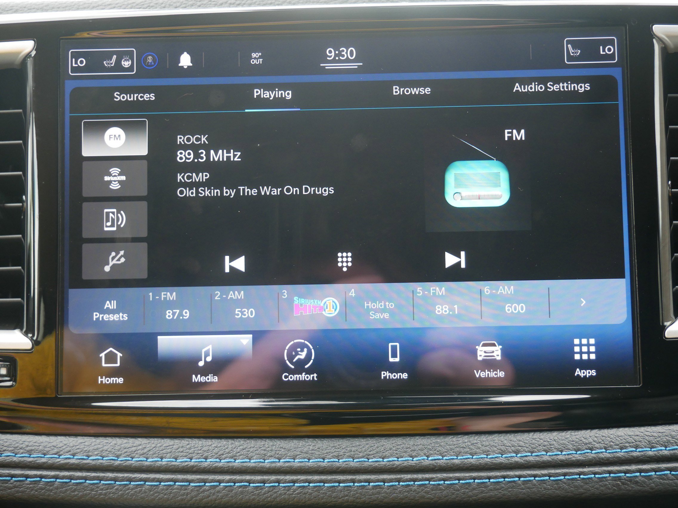 2021 Chrysler Pacifica Touring L photo 13