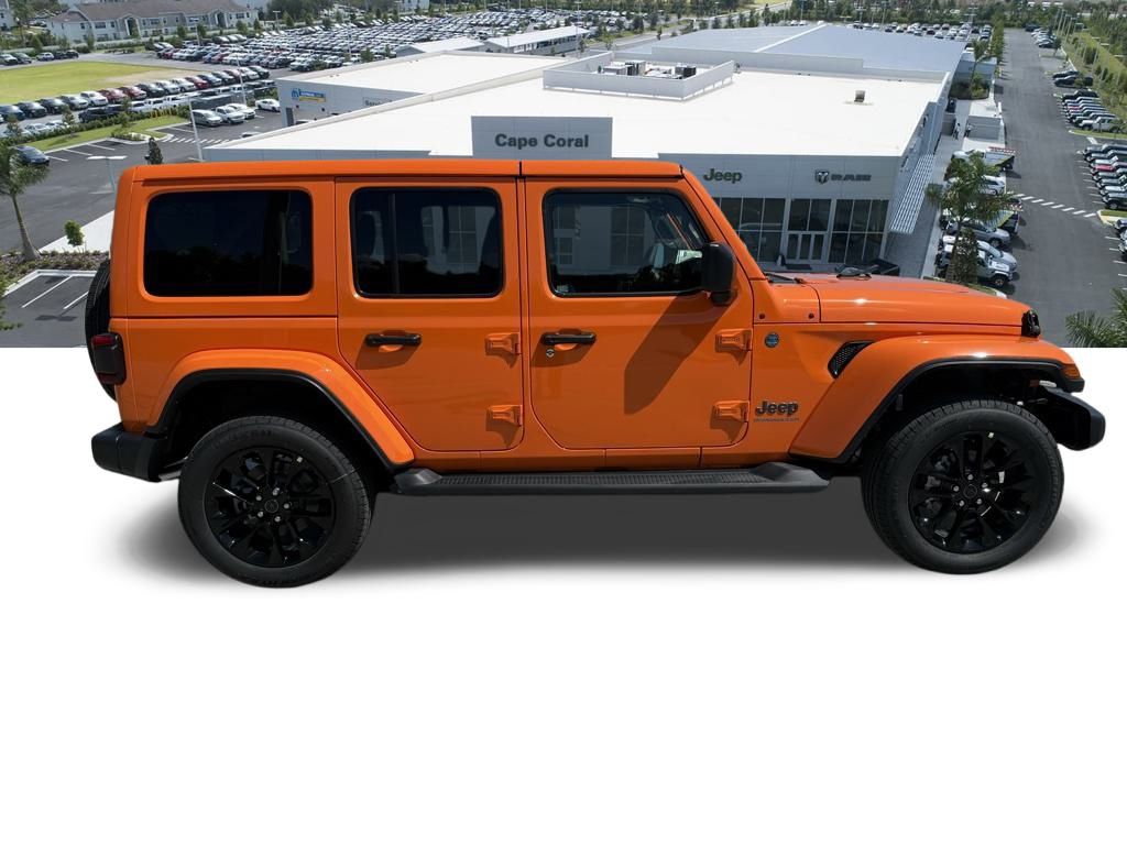 2025 Jeep Wrangler Sahara 4xe photo 3
