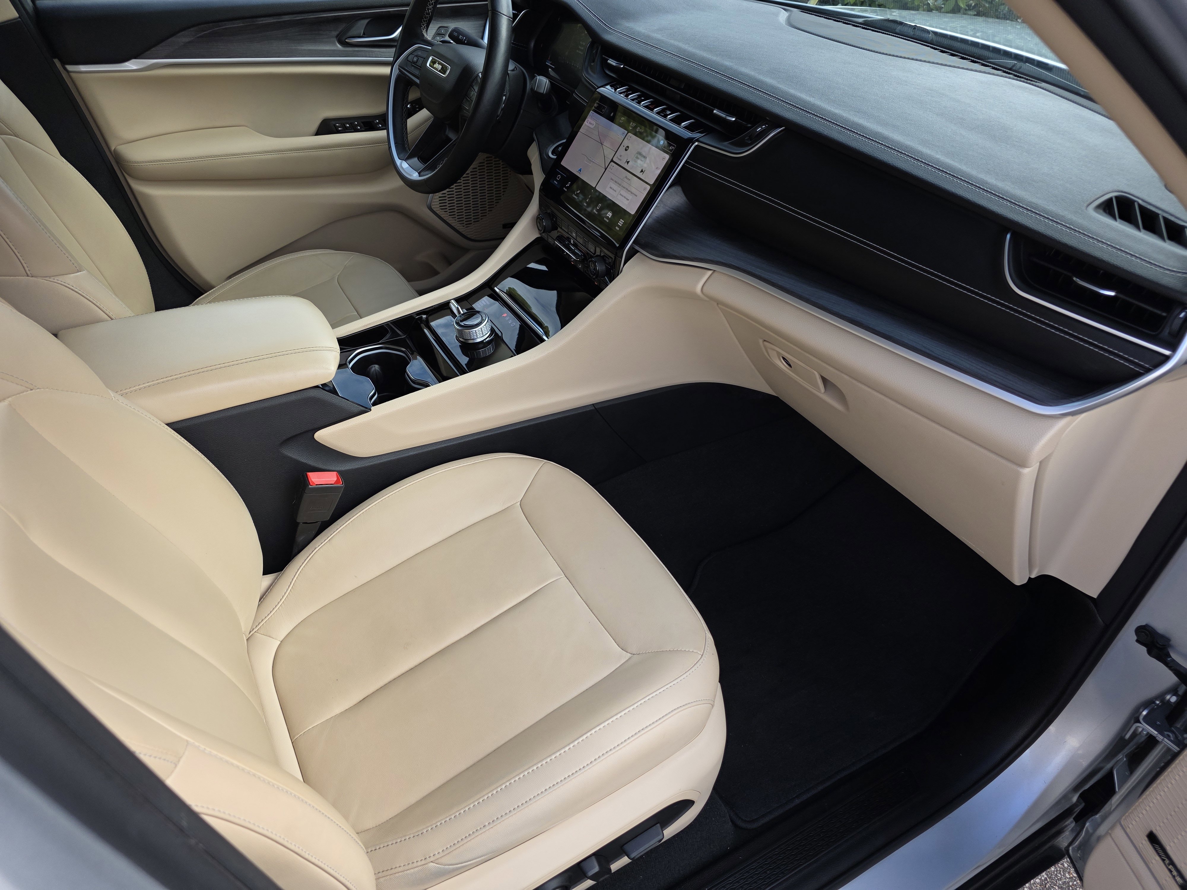 2022 Jeep Grand Cherokee Limited photo 35
