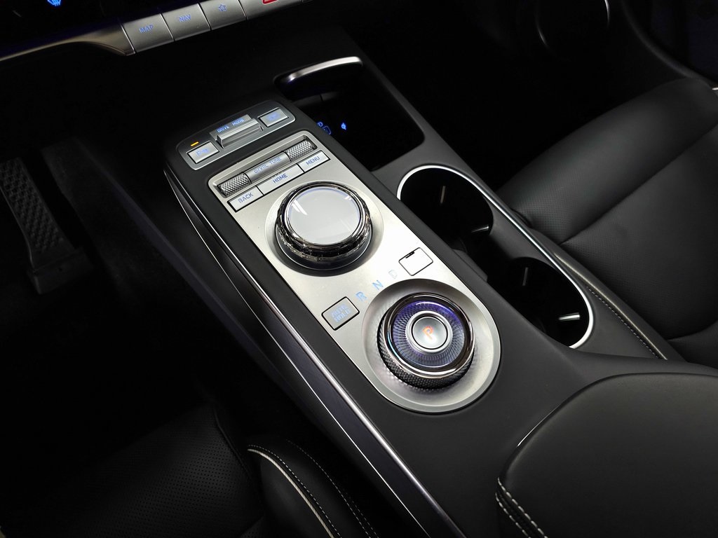 2024 Genesis Electrified GV70 Advanced photo 32