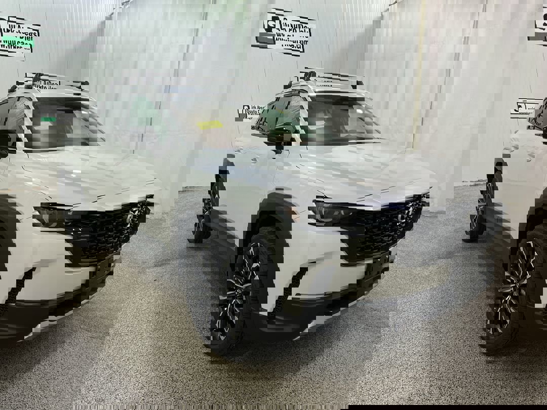 2025 Mazda CX-50 Premium's photo