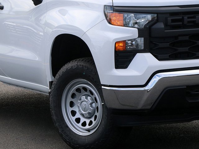 2025 Chevrolet Silverado 1500 photo 3