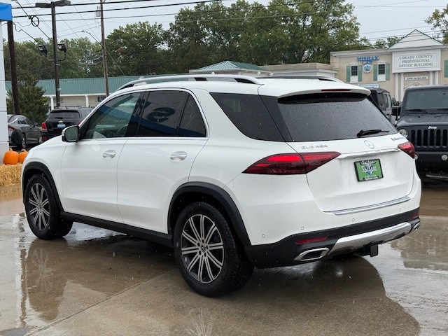 2024 Mercedes Benz GLE 450 4MATIC photo 4