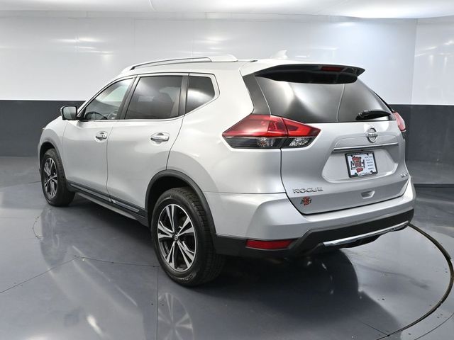 2018 Nissan Rogue SL photo 4