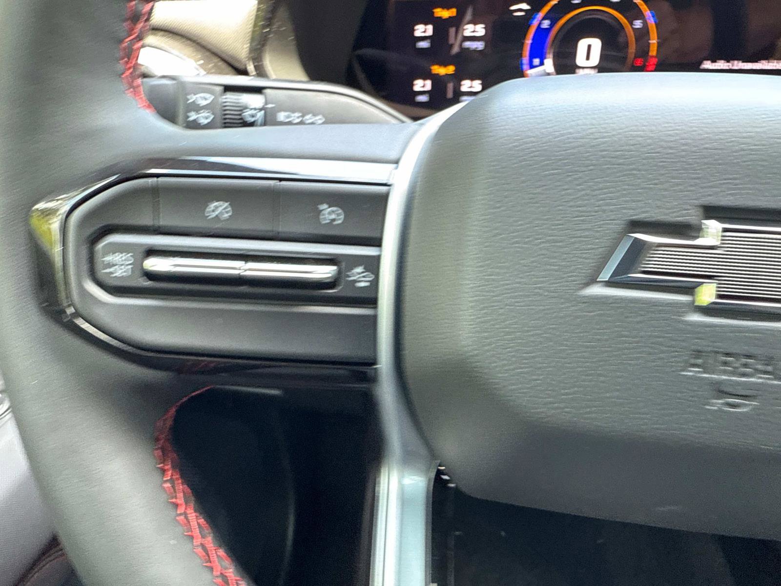 2026 Chevrolet Colorado Z71 photo 13