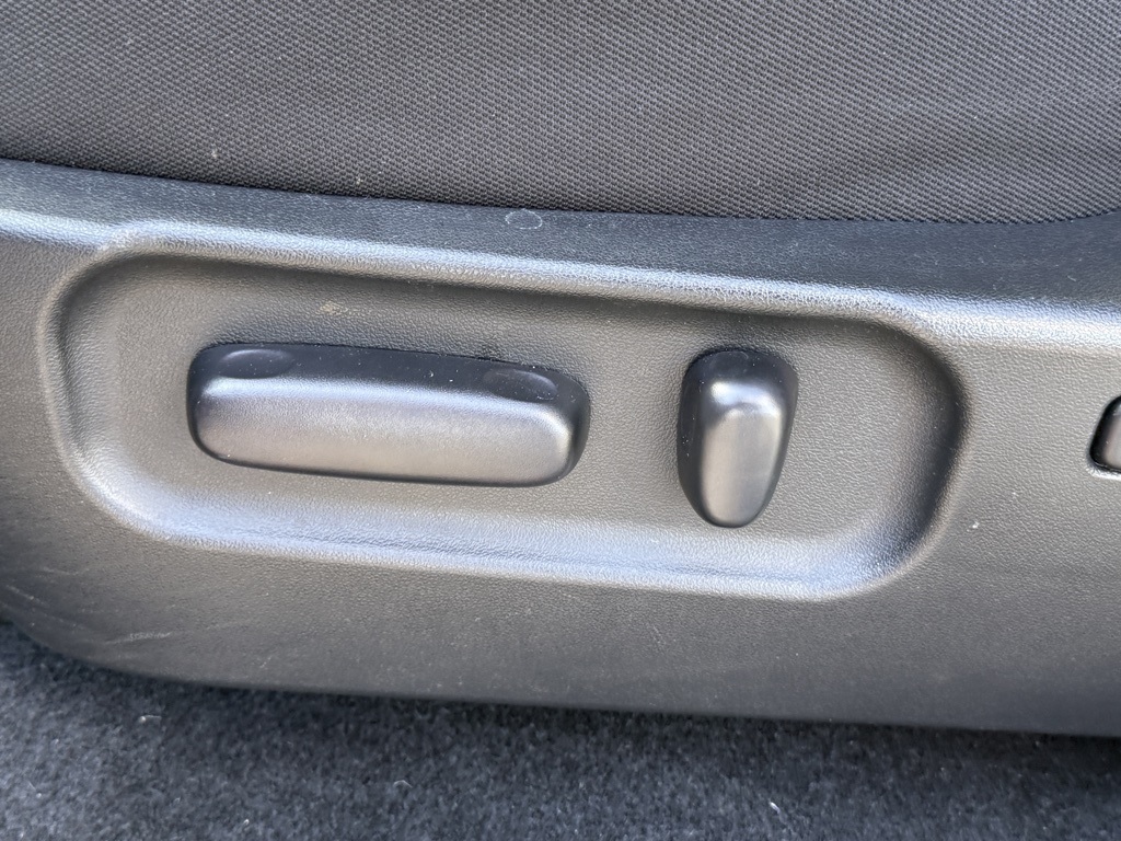 2022 Toyota Tacoma TRD Off-Road photo 17
