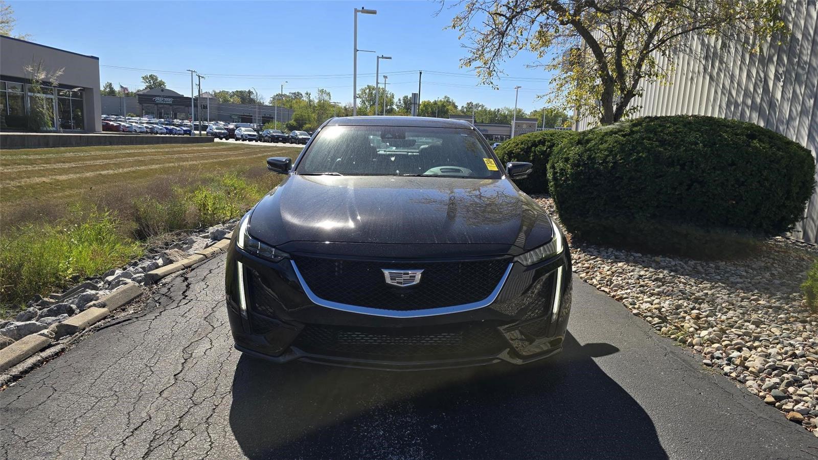 2022 Cadillac CT5 Sport photo 2
