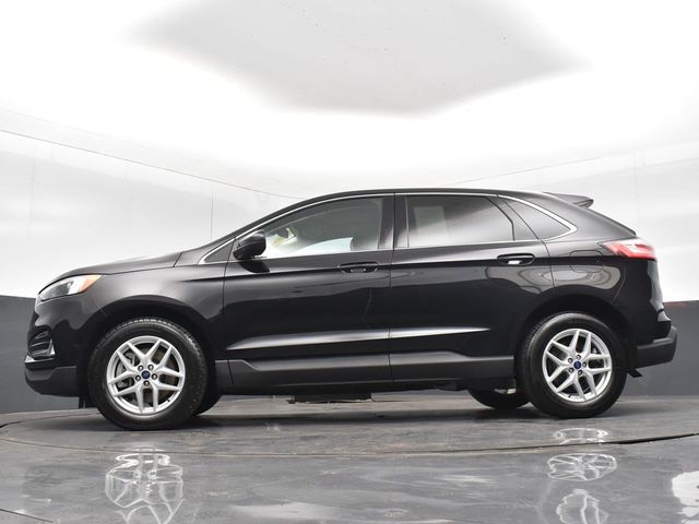 2022 Ford Edge SEL photo 15