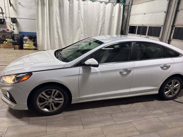 2018 Hyundai Sonata SEL's photo
