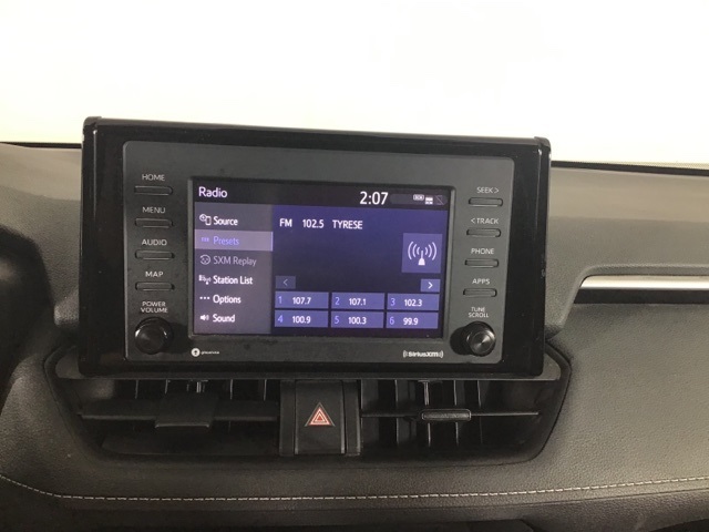2022 Toyota RAV4 XLE photo 16