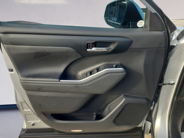 2022 Toyota Highlander XLE photo 10