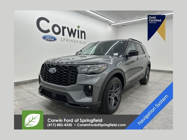 2025 Ford Explorer ST-LINE's photo