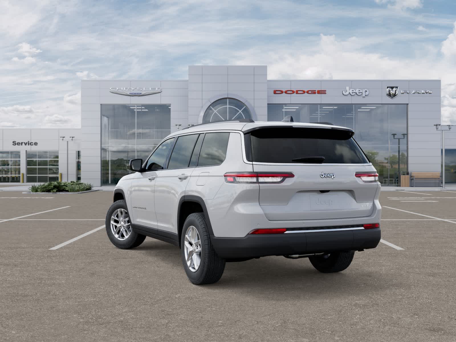 2025 Jeep Grand Cherokee Laredo X photo 2