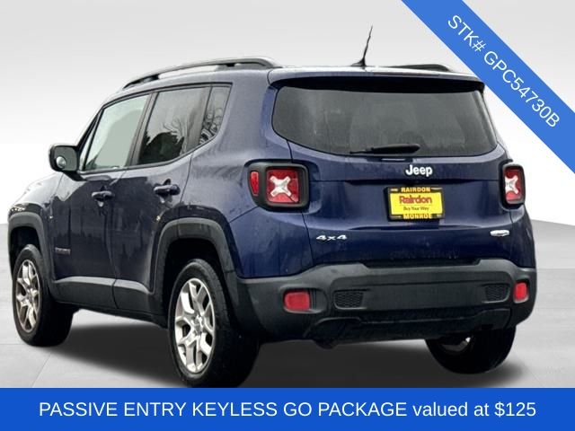 2016 Jeep Renegade Latitude photo 2