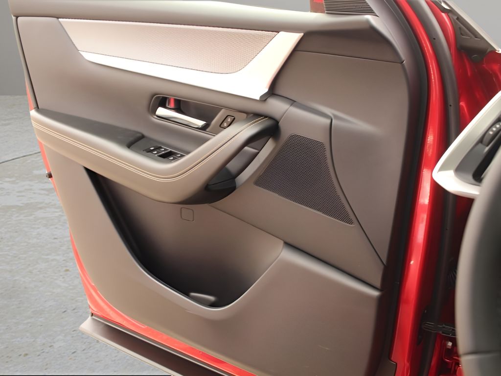 2025 Mazda CX-90 Preferred photo 13