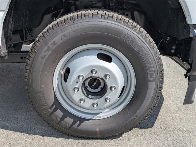 2026 Ford F-350 XL photo 11