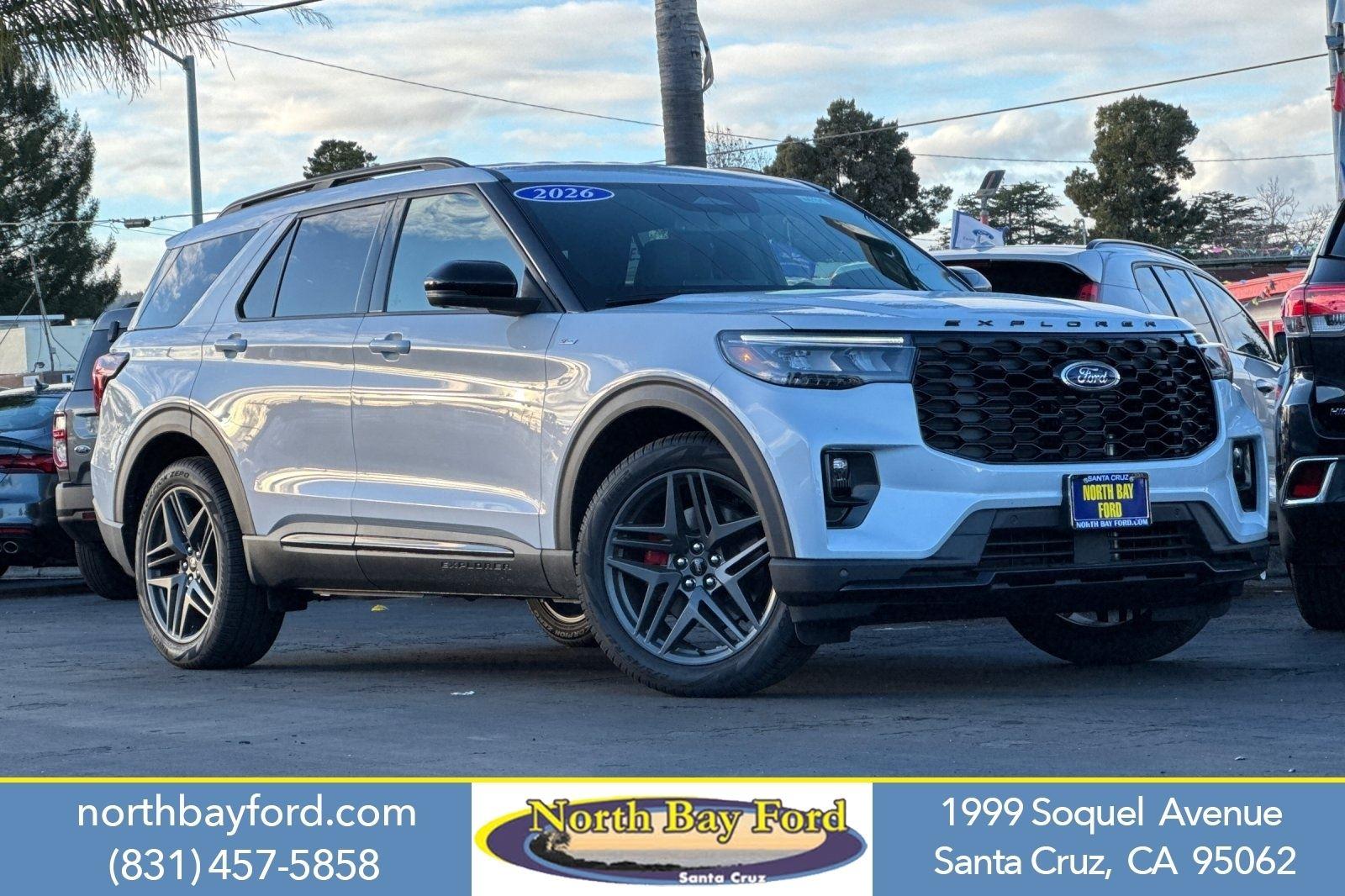 2026 Ford Explorer ST-LINE's photo