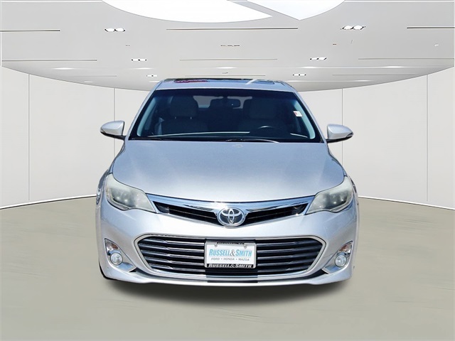 2013 Toyota Avalon Limited photo 2